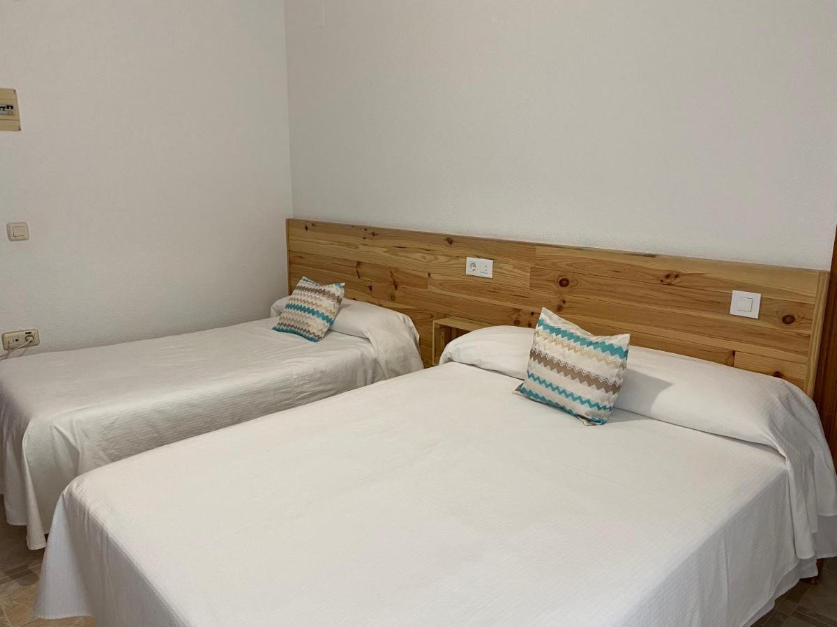 Hostal Barbate Esterno foto